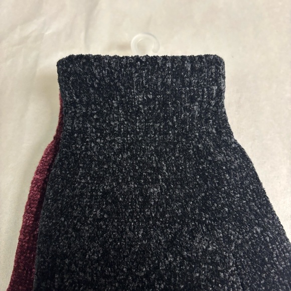 New Laundry Gloves 2 Pairs Set Women’s Maroon & Black Knit Casual Winter Preppy - Picture 9 of 12